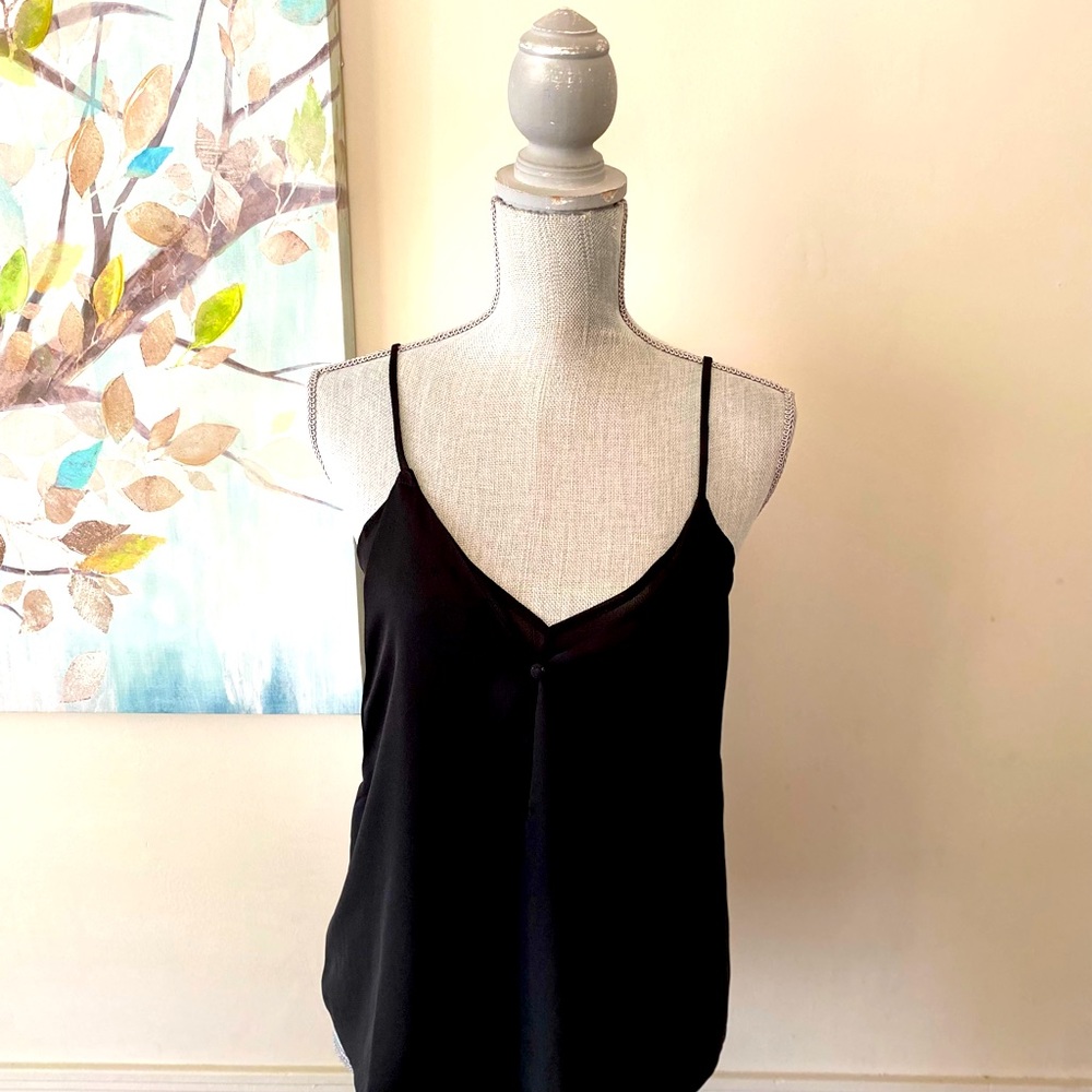 NO LESS THAN 🖤BLACK🖤 DOUBLE LAYERED SLEEVELESS TOP SIZE SMALL 🌟NWT🌟